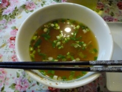 風邪撃退！体ポカポカ・ネギ味噌生姜スープ